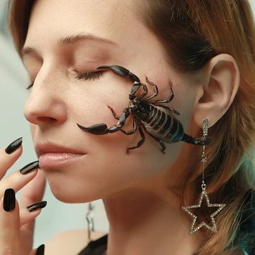 Le comportement amoureux de la Femme Scorpion