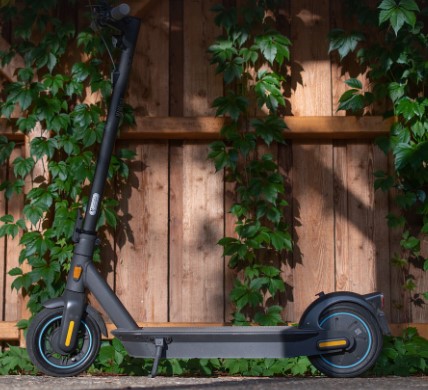 Trottinettes électriques 30 km/h